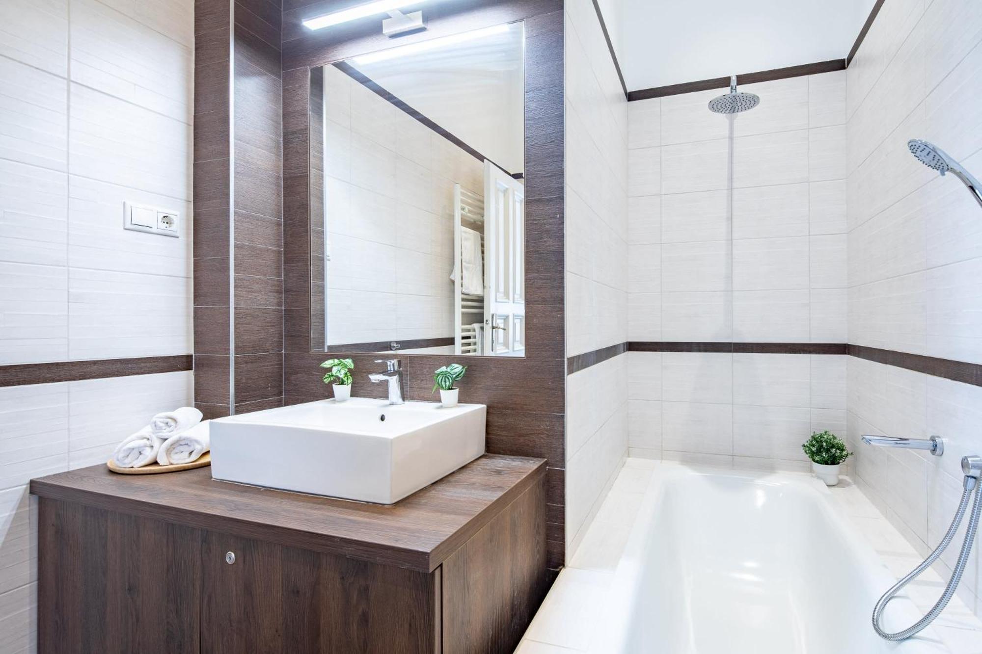 Extra - Large - Cozy * Budapest