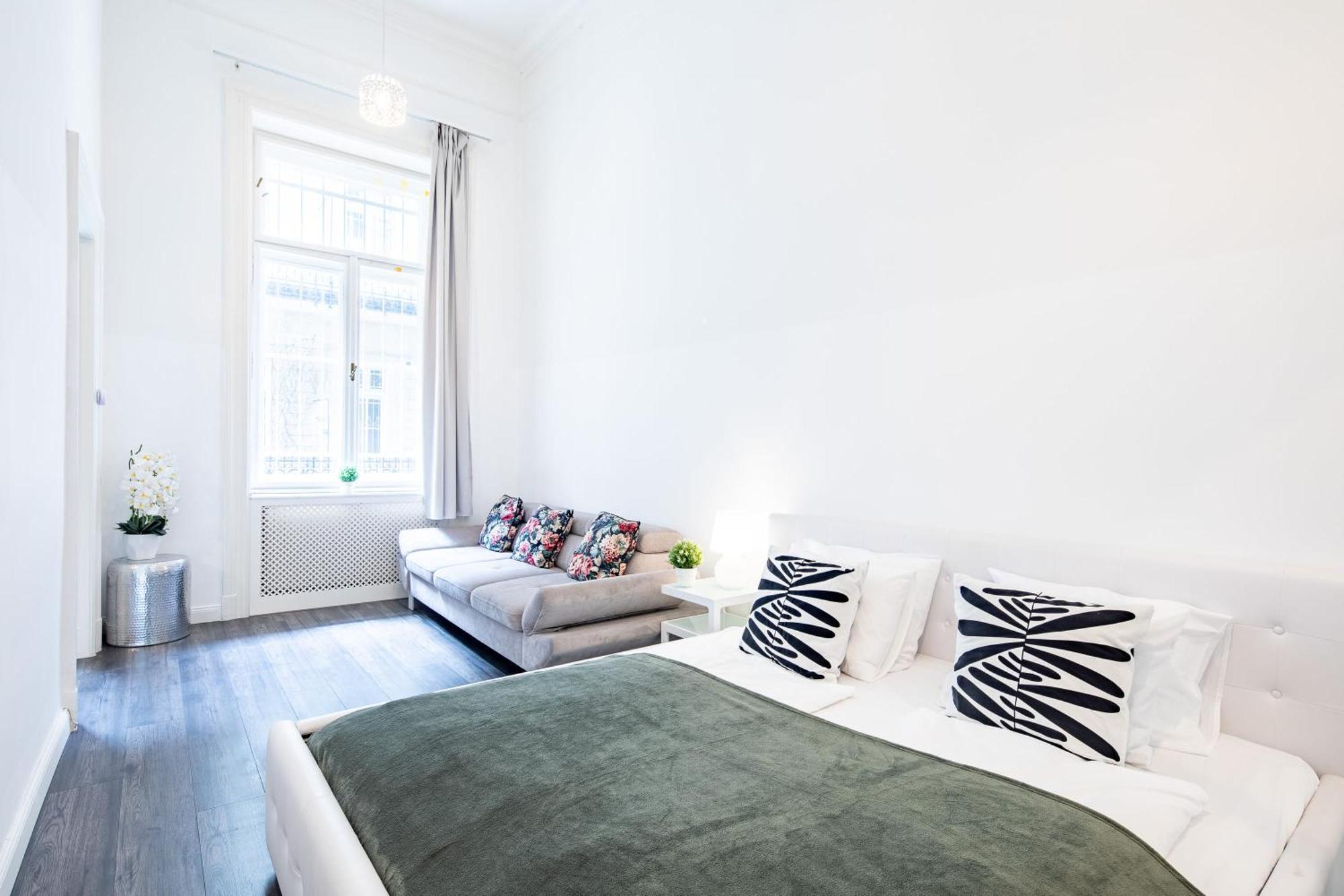 Extra - Large - Cozy Apartment Budapest